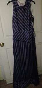 Donna Morgan stripped gown